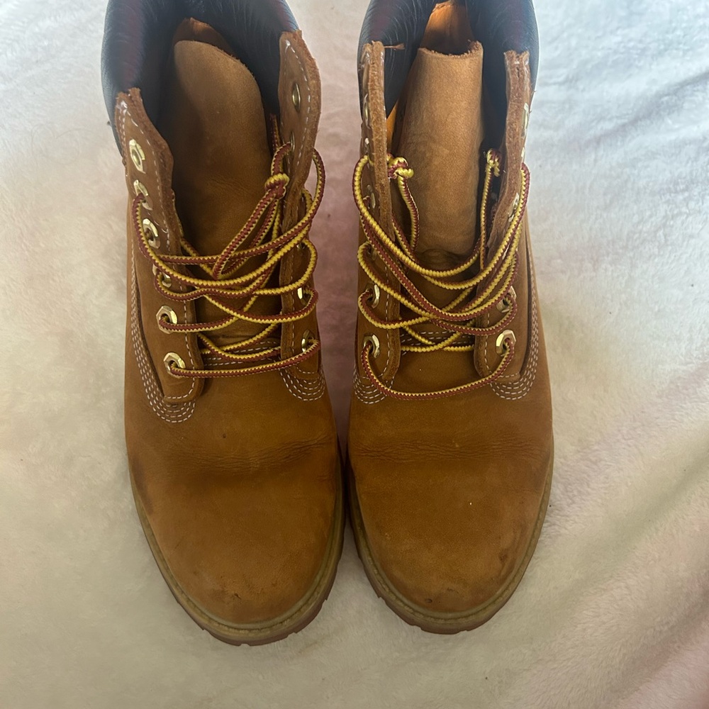 Timberland Boots - Picture 7 of 8